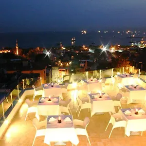 Daphne 4*, Istambul Turquie